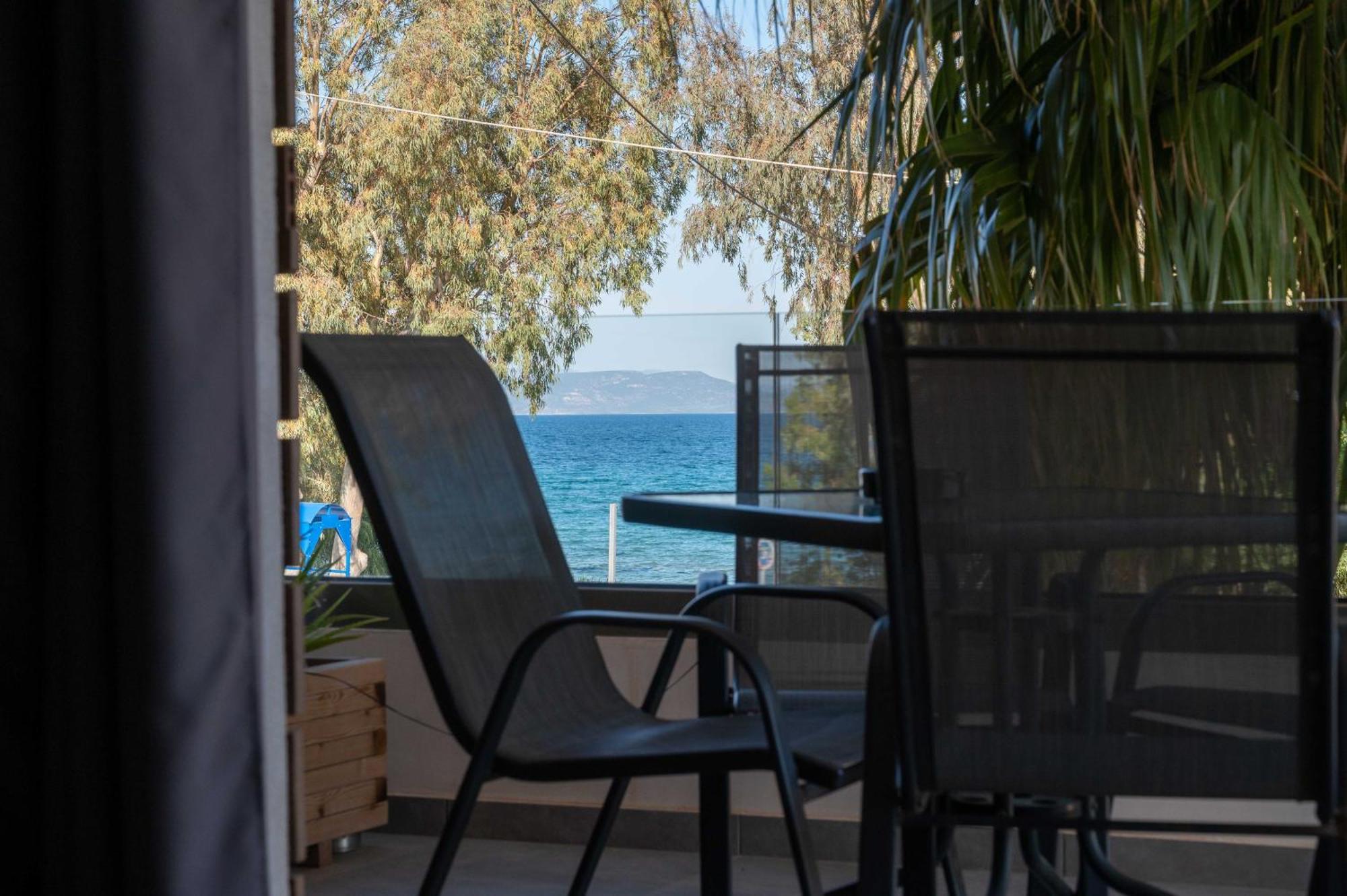 Finikas Suites & Apartments 10Min From Athens Airport Artemida  Exterior foto